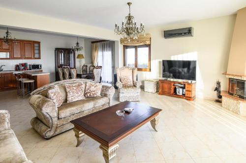 Nea Khili Apartment | 4 Seasons Home