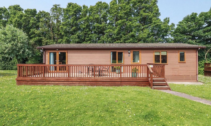 St Minver Cottage | 4 THE GLADE, pet friendly, with pool in St Minver