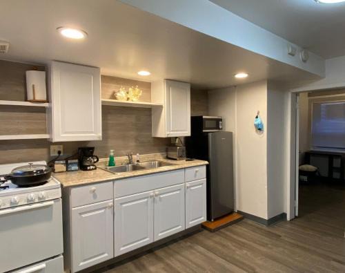 Yesler Terrace Apartment | #4 Walking distance to Seattle Capitol downtown