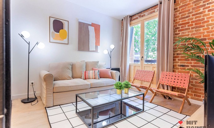 Bellas Vistas Apartment | 4 Ways I apartment in Madrid