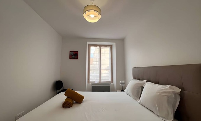 Ballon-Saint-Mars Apartment | 40 m² Apartment ∙ 1 bedroom ∙ 4 guests