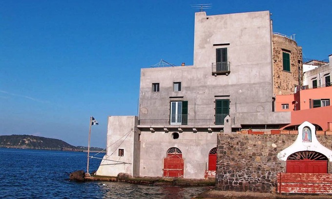 Ischia Porto Apartment | 40 m² Apartment ∙ 1 bedroom ∙ 4 guests