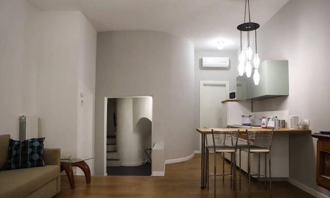 Naples City Centre Apartment | 40 m² Apartment ∙ 1 bedroom ∙ 5 guests