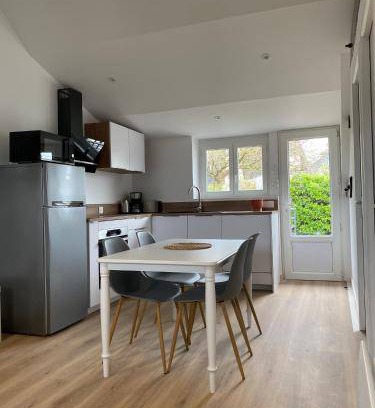 Saint-Martin de Brehal Apartment | 40 m² Apartment ∙ 2 bedrooms ∙ 4 guests