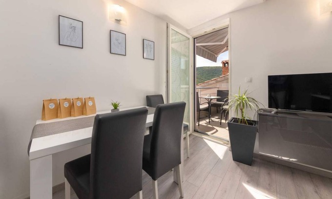 Rabac Apartment | 40 m² Apartment ∙ 2 bedrooms ∙ 4 guests