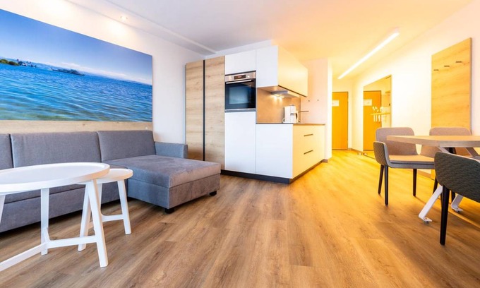 Immenstaad am Bodensee Apartment | 40 m² Apartment ∙ 1 bedroom ∙ 3 guests