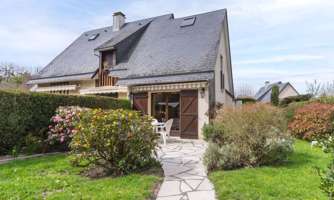 Villers-sur-Mer House | 40 m² House ∙ 2 bedrooms ∙ 4 guests