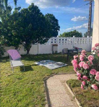 Mennecy Villa | 40 m² Villa ∙ 1 bedroom ∙ 4 guests
