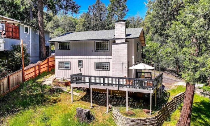 Mono Vista House | 40 mins to Ski Resort/Snow Tubing +Firepit+Deck