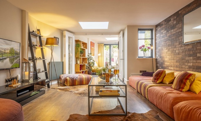 Cambridge House | 40 Parsonage, Cambridge