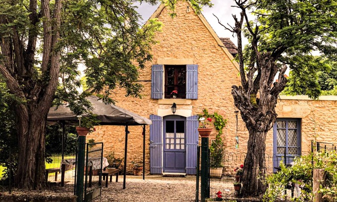 Tremolat House | 400 m² House ∙ 7 bedrooms ∙ 16 guests