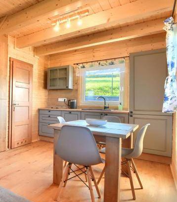 gmina Radziechowy-Wieprz Ski Chalet | 42 m² Chalet ∙ 2 bedrooms ∙ 6 guests