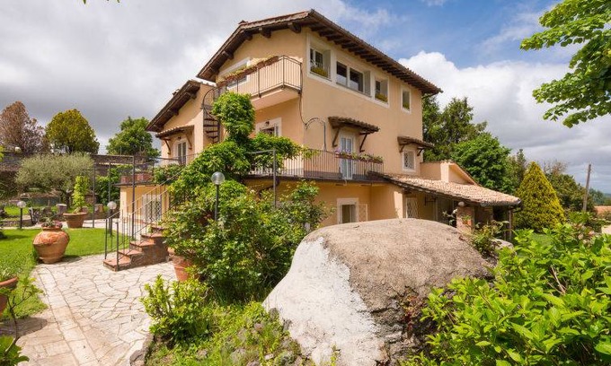 Rocca di Papa House | 420 m² House ∙ 5 bedrooms ∙ 13 guests