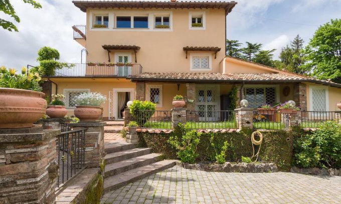 Rocca di Papa House | 420 m² House ∙ 4 bedrooms ∙ 9 guests