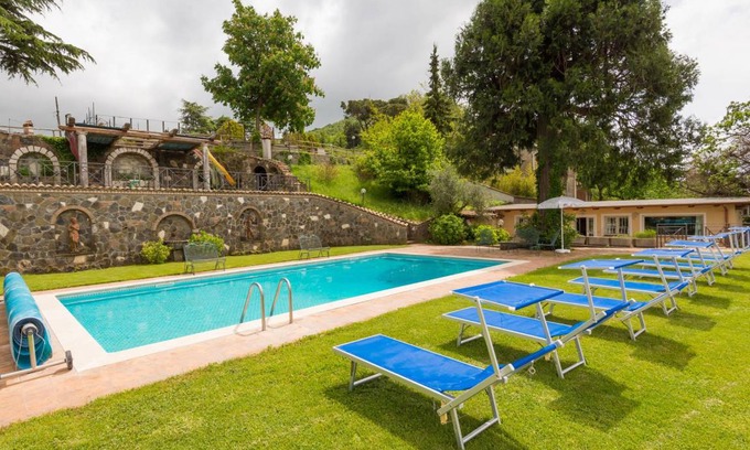 Rocca di Papa Villa | 420 m² Villa ∙ 4 bedrooms ∙ 9 guests