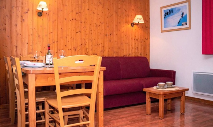 Saint-Etienne-en-Devoluy Apartment | 45 m² Apartment ∙ 3 bedrooms ∙ 8 guests