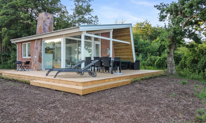 Oure House | 45 m² House ∙ 2 bedrooms ∙ 4 guests