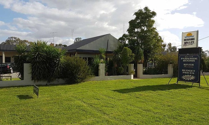 Kerang Hotel | 45 m² Motel ∙ 5 guests