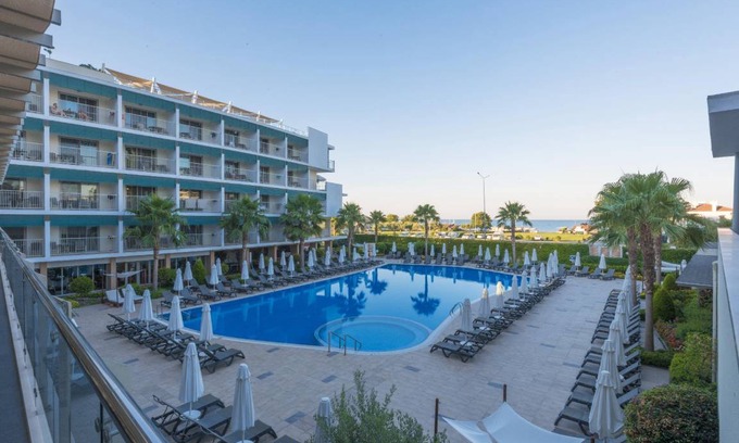 Side Apartment | 45 m² Serviced apartment ∙ 127 guests