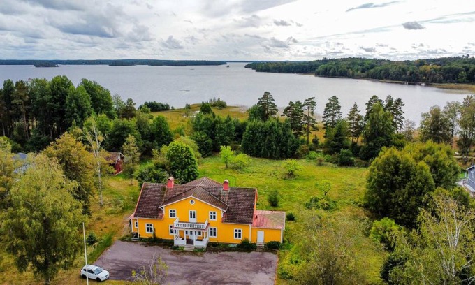 Lessebo Municipality House | 450 m² House ∙ 5 bedrooms ∙ 12 guests