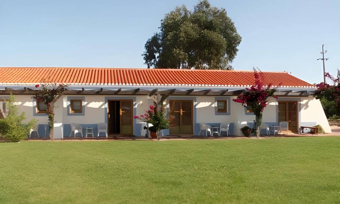 Baia dos Tiros House | 46 m² Farmhouse ∙ 2 bedrooms ∙ 5 guests