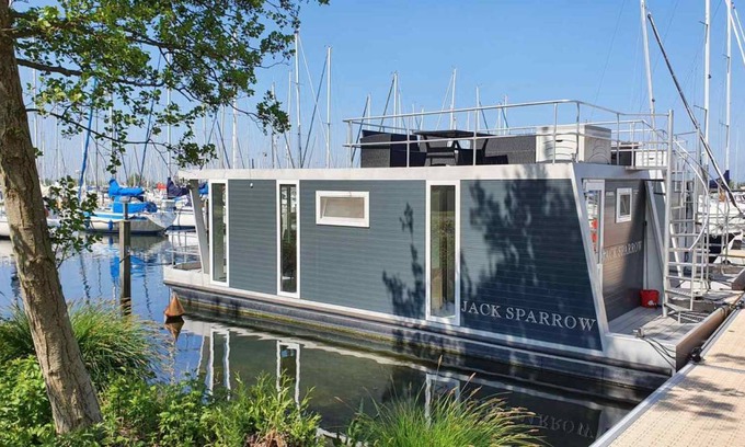 Almere Poort House | 46 m² House ∙ 2 bedrooms ∙ 6 guests