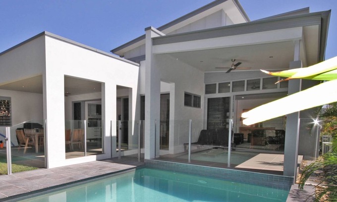 Mount Coolum House | 48 Boardrider Crescent, Mount Coolum