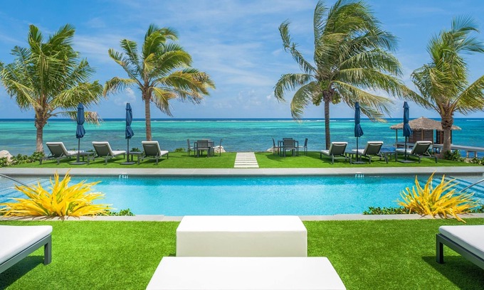 Bodden Town Condo | 4BR Suite at Black Urchin Boutique Resort