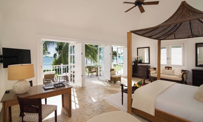 Punta Cana Apartment | 4BR Unit Sunny Escape! Pool, Pets, Free Parking, Breakfast & Private Beach Area