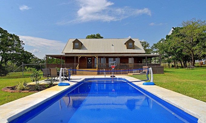 Caldwell County Cabin | 4D Guest Ranch~Large private pool with volley ball and basket ball nets