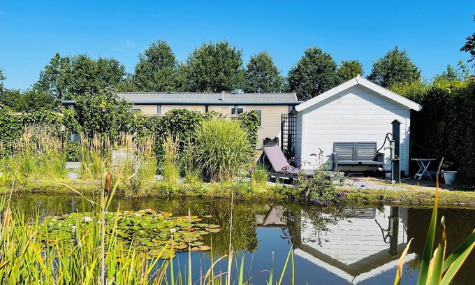 Balkbrug Ski Chalet | 4p chalet met eigen tuin op een mooie gezinscamping.