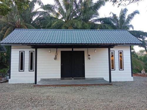 Batu Pahat Hotel | 4X4 HOMESTAY & KOPITIAM