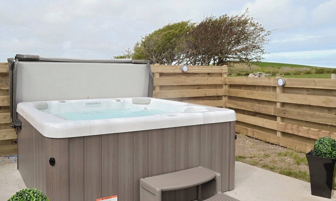 Holyhead Cottage | 5 bedroom accommodation in Llanynghenedl, near Holyhead
