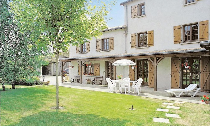 Louzy House | 5 Bedroom Awesome Home In Louzy
