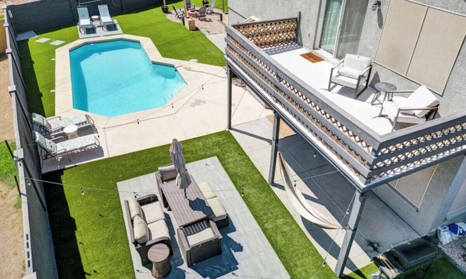 Mesa House | 5-Bedroom Oasis with Pool, Fire Pit, and Hammock in Mesa's Tranquil Escape!