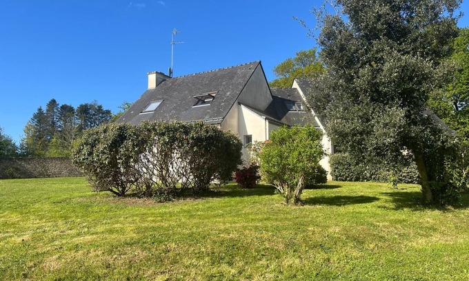 Arradon House | 5 Bedroom Private vacation home in Arradon