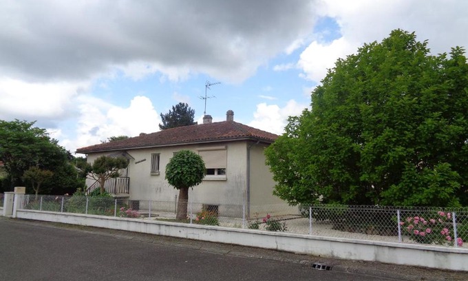 Manciet Villa | 5 Cité Creve Coeur