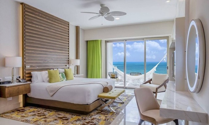 Puerto Juarez Hotel | 5 Diamond Resort Garza Blanca Cancun Jr. Suite All Inclusive Available
