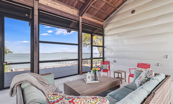 Rockport House | 5 houses on a 3 acre private waterfront property. Pier and kayak launch!