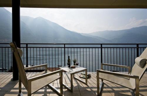 Laglio Apartment | 5 Luxury Laglio Apartments-By Italian Apartments Stylish, Executive, Contemporary, Ribolla Azzuro, Penthouse