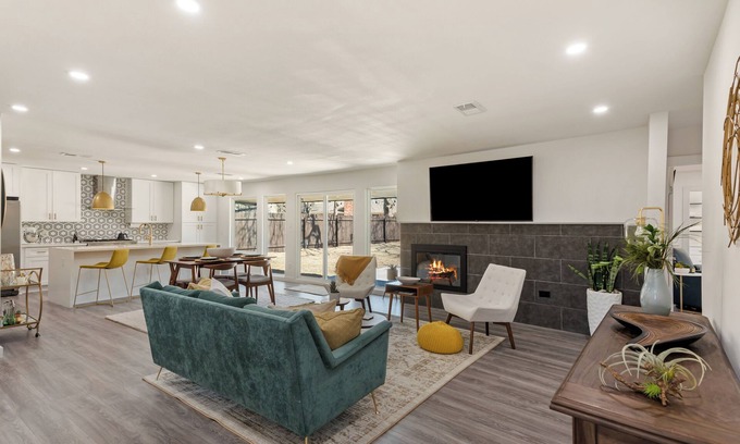 University Hills House | 5 Mi to UT: Home w/Outdoor Entertainment Area!