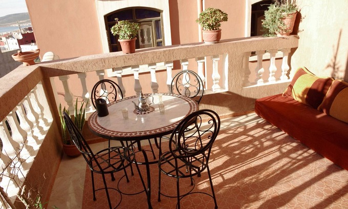 Tamrhakht Apartment | 5 min from beach, flat 60 m² terrace ideal family/surfeur peaceful typical Berber village
