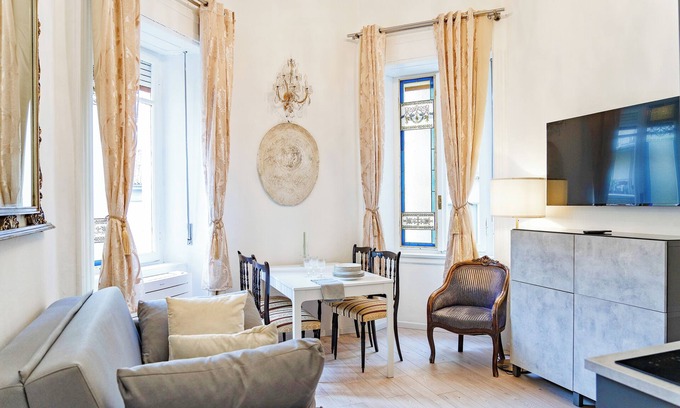 Citta Bassa Apartment | [5 min from upper town] Vintage and elegant apartment
