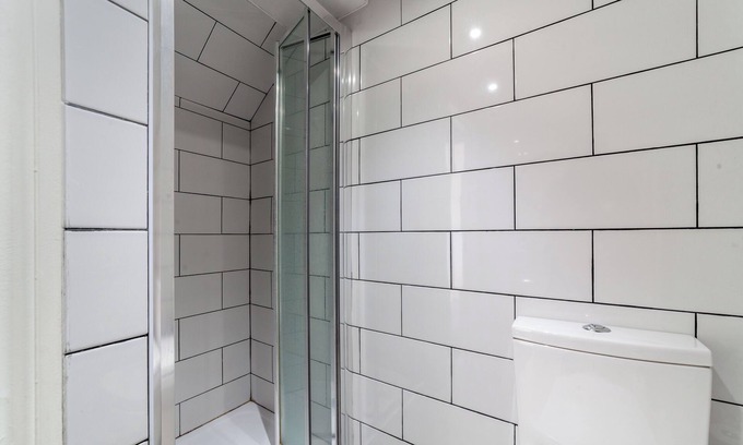 Brownswood Apartment | 5 mins to the Arsenal stadium! Clean quiet flat can fit 7/8