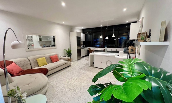 Luanda Apartment | 5 minutes from the airport! One-bedroom La Vie apartment with parking