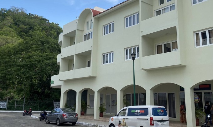 Santa Maria Huatulco Apartment | 5 minutes to the BEACH ! Family-sized condo