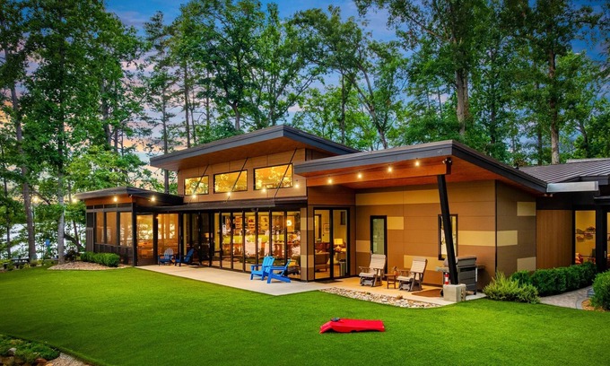 Seneca House | 5π Modern Lakefront Luxury Oasis πΊπΈ 270Β° Lake Views w/Dock & Hot Tub!