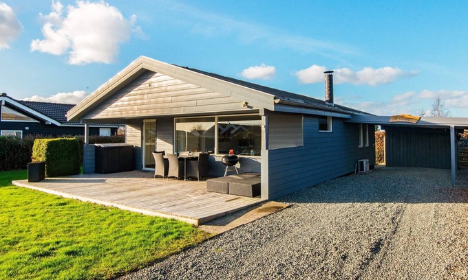 Hejlsminde Strand House | 5 person holiday home in Hejls-By Traum