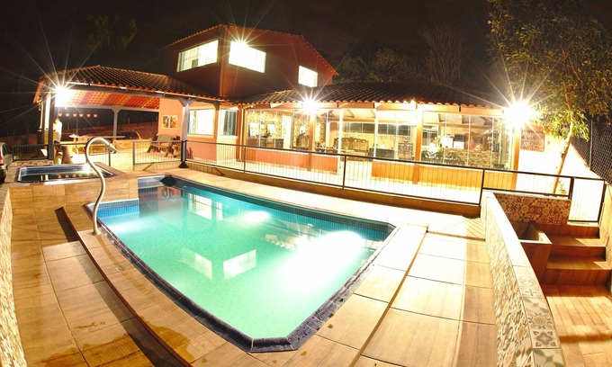 Santo Antonio do Descoberto Cottage | 5-suite ranch with pool, spa, and spectacular view of Corumbá Lake IV