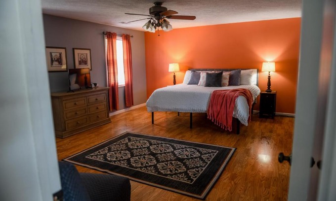 Winona House | 5 Star with Direct Access to Brimstone Recreation Game Room Comfortable Up to 4 Bedrooms Stylish